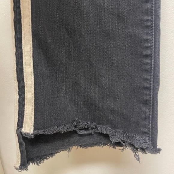 MOTHER Insider Crop Step Fray Guilty Racer - Picture 8 of 12